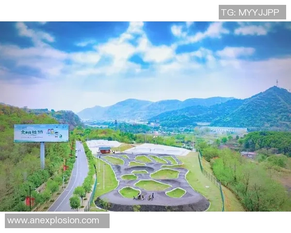 探索体育旅游新天地打造全民健身与旅游融合发展新模式