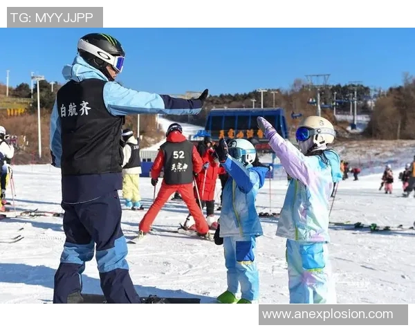 冰雪运动青年训练营最新动态及未来发展方向探讨