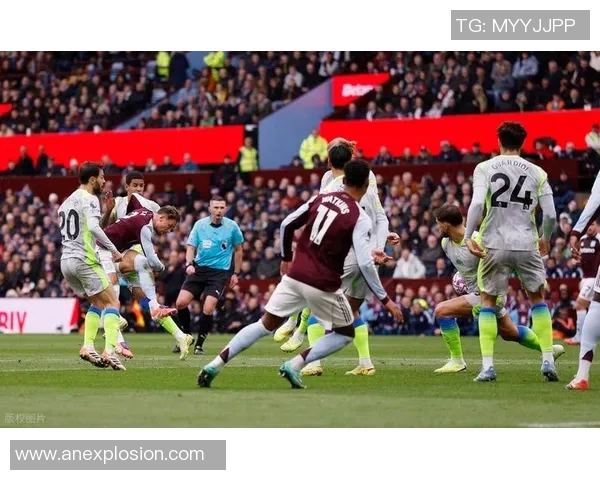 哈兰德在最后时刻绝杀曼城助球队逆转胜利展现超级球星风采