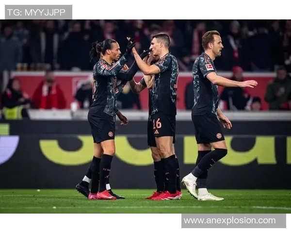 拜仁客场横扫科隆，领跑德甲积分榜！