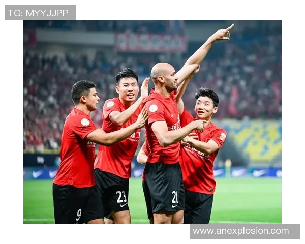 艾克森精彩抢点助力球队逆转成都蓉城展现出色竞技状态